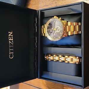 Citizen watch and bracelet set